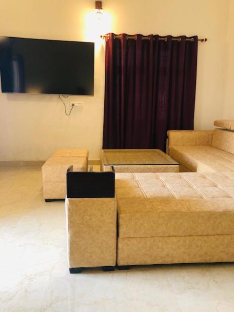 Apartament Tattva 2 Waranasi Zewnętrze zdjęcie